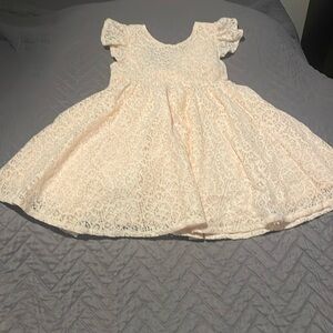 Lace dress light pink